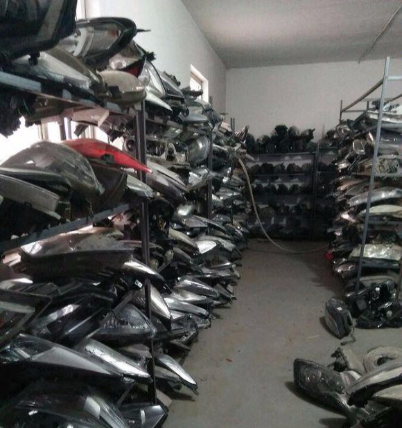 長期高價回收奔馳汽車配件 疝氣大燈、轉向機、減震器及全車配件